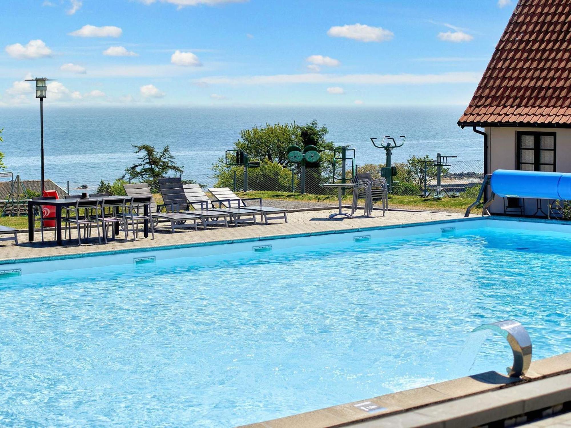 5 Person Holiday Home On A Holiday Park In Gudhjem Kültér fotó
